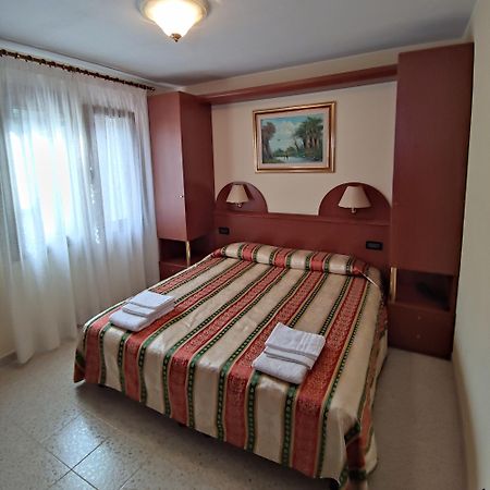 Ponte Nuovo Bed and Breakfast Altissimo Eksteriør billede