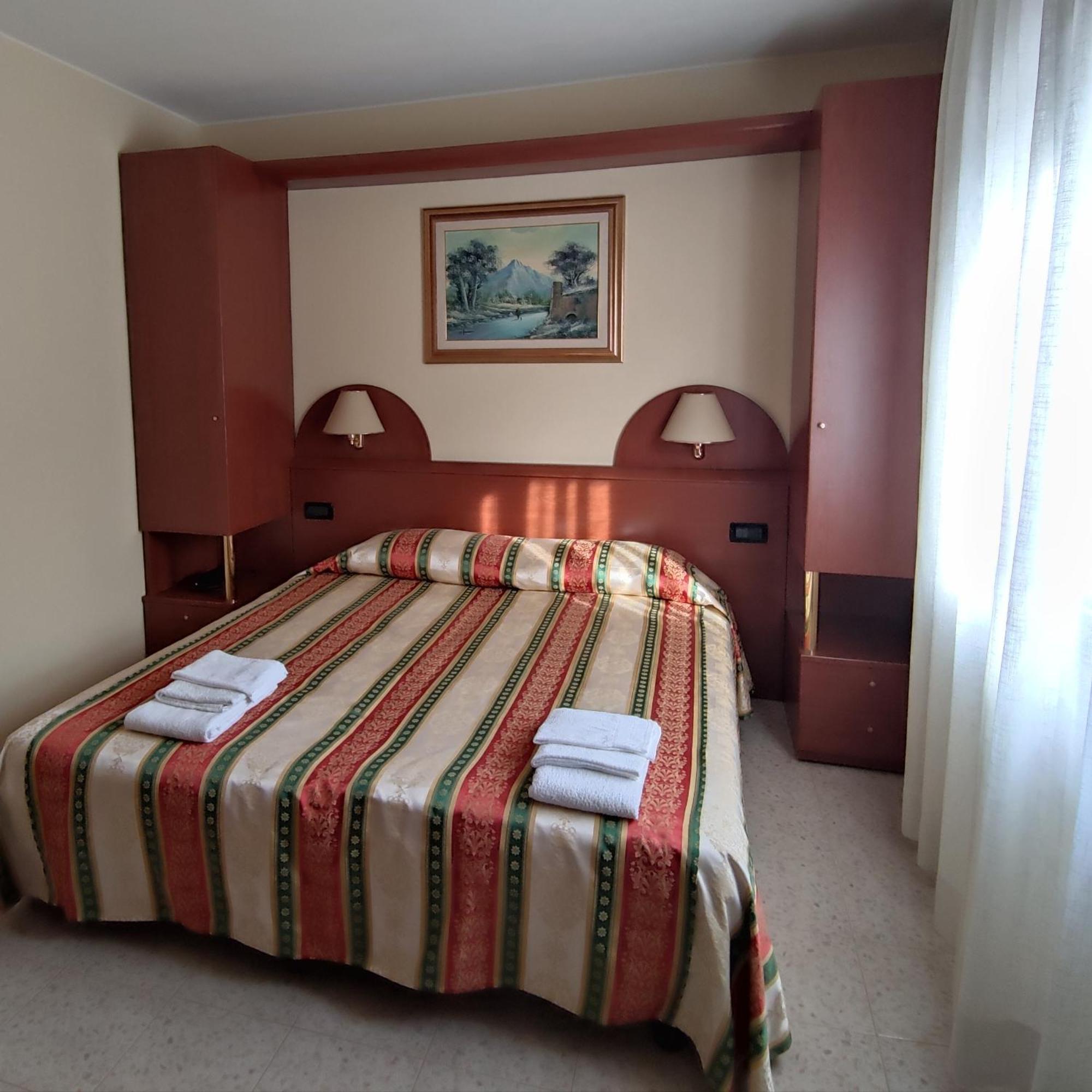 Ponte Nuovo Bed and Breakfast Altissimo Eksteriør billede