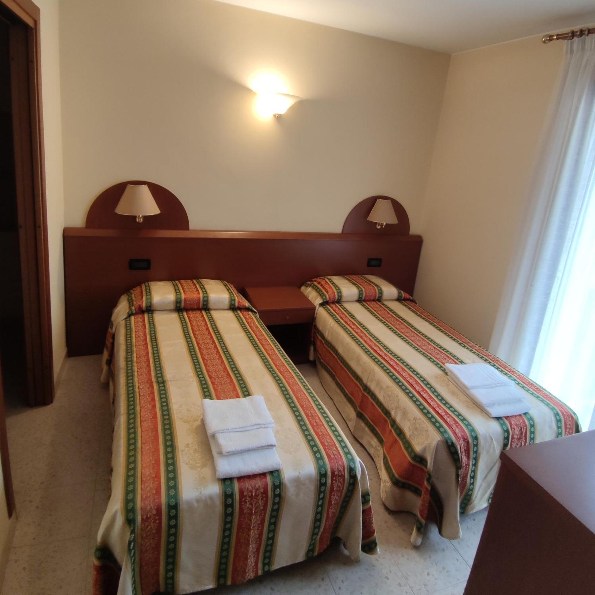 Ponte Nuovo Bed and Breakfast Altissimo Eksteriør billede